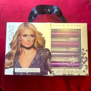 Paris Hilton Lip Wonderland Fuchsias